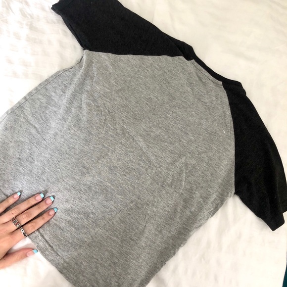 Crop tshirt - Picture 2 of 2